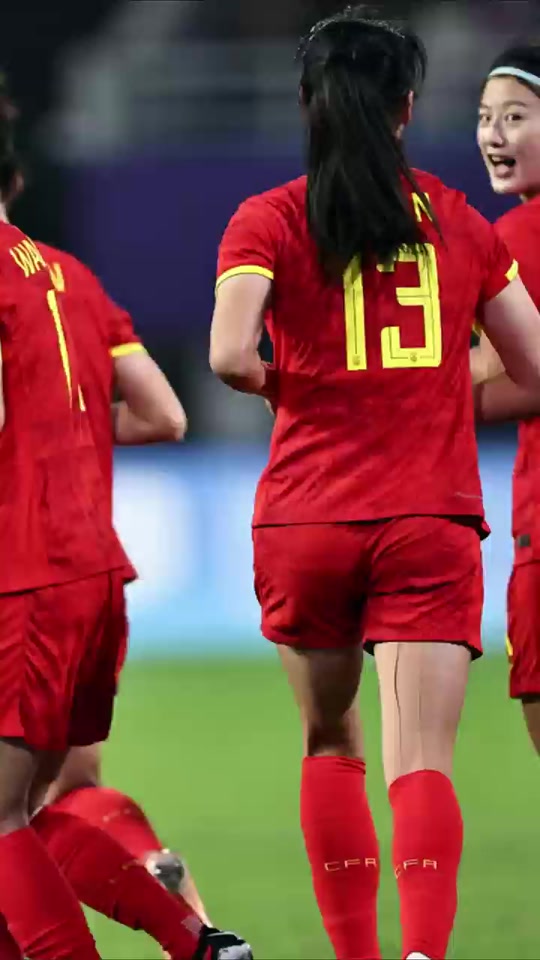 三亿体育体育官方入口-包含日本女足队员因伤退赛，提前离场的词条