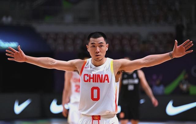 国内球员全力拼搏,球队士气高涨的简单介绍 国内球员全力拼搏,球队士气高涨的简单介绍