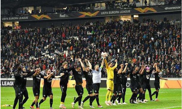 沃尔夫斯堡发挥神勇,欧战气势如虹 沃尔夫斯堡发挥神勇,欧战气势如虹