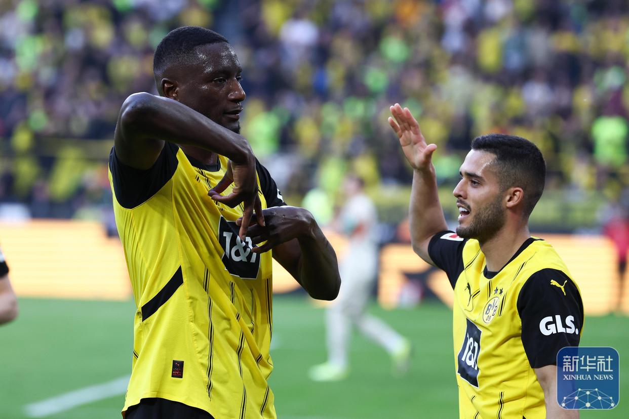 三亿体育体育中国官网-包含门兴格拉德巴赫将与南特对决，胜负未卜的词条