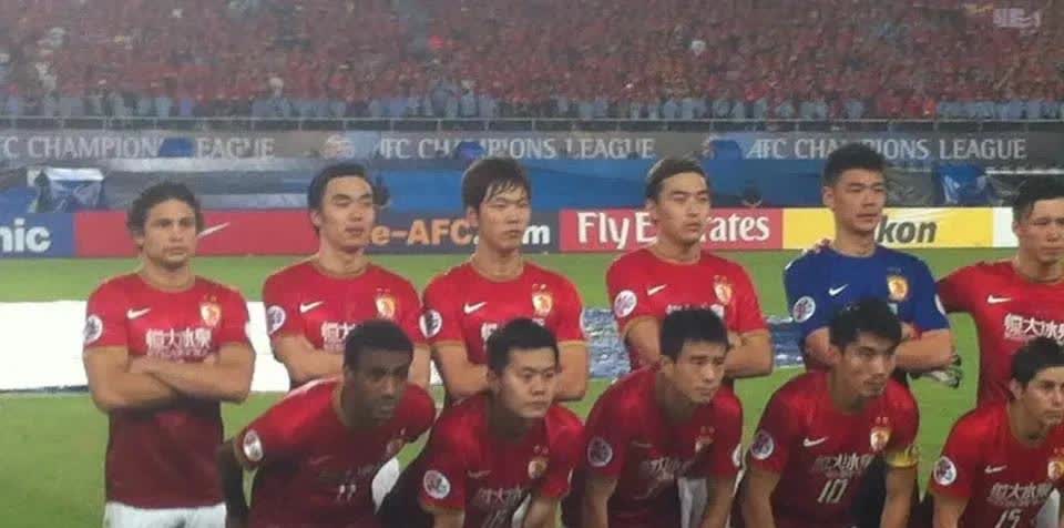 关于凭借一波广州队,亚冠成功绝杀,现场观众齐声高喊的信息 关于凭借一波广州队,亚冠成功绝杀,现场观众齐声高喊的信息