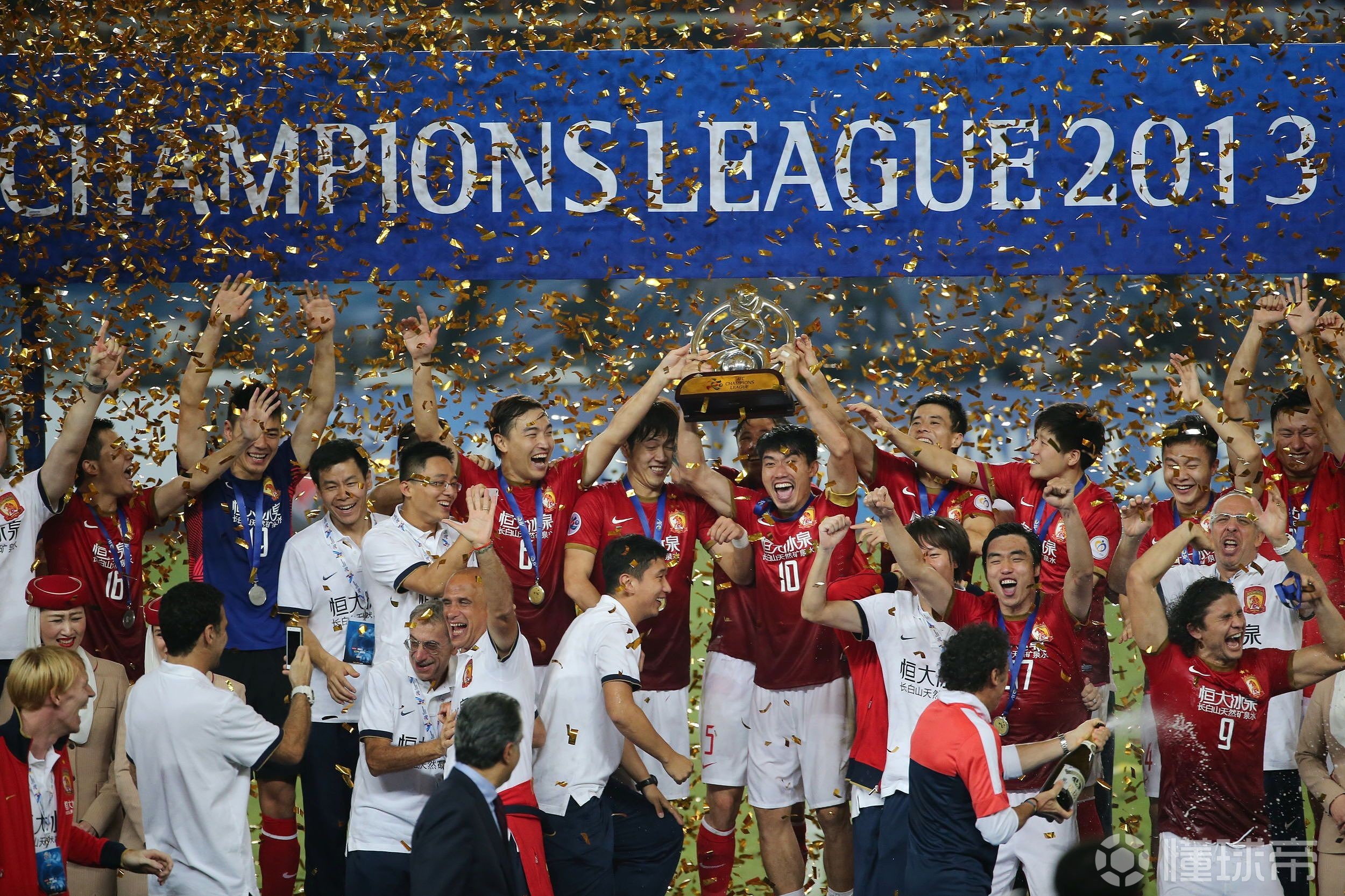 关于凭借一波广州队,亚冠成功绝杀,现场观众齐声高喊的信息 关于凭借一波广州队,亚冠成功绝杀,现场观众齐声高喊的信息