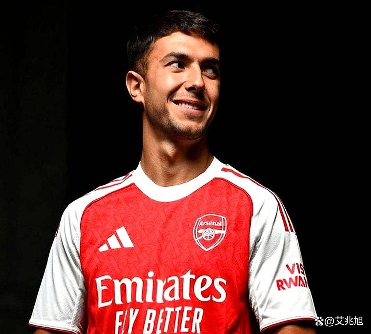 三亿体育体育官方入口-包含阿森纳新援光头罗：渴望在英超赛场上留下自己的足迹的词条