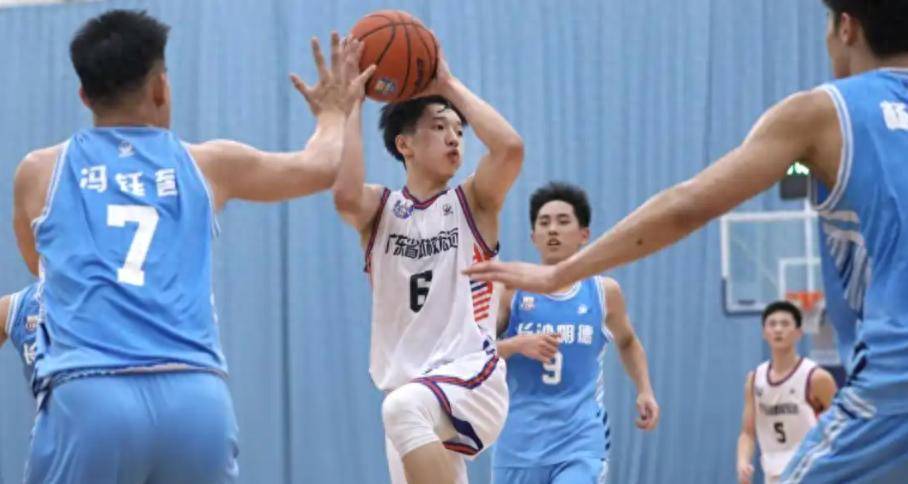 三亿体育体育活动-广东男篮再胜，豪取近期第四连胜