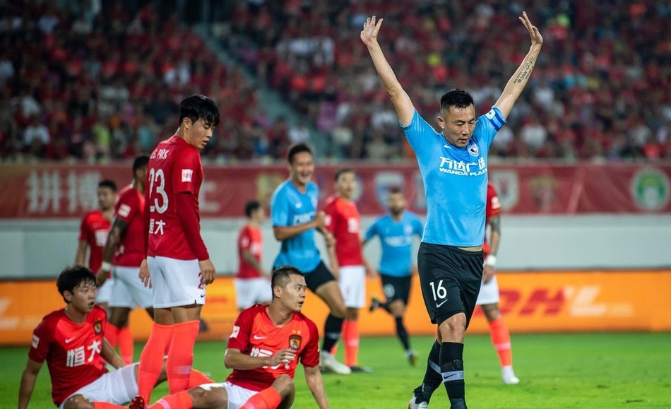 建业客场大胜重庆,逼近积分榜前列的简单介绍 建业客场大胜重庆,逼近积分榜前列的简单介绍