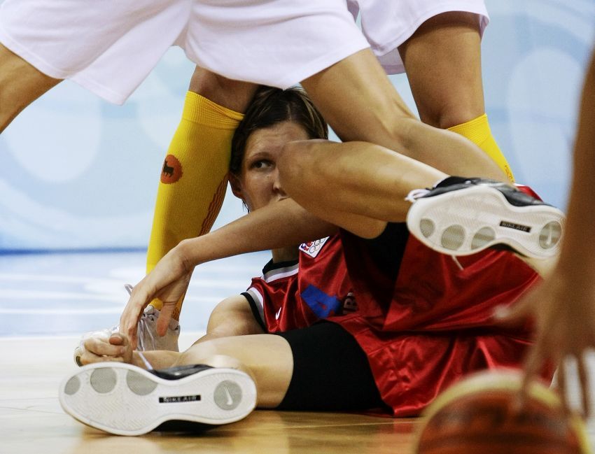 关于捷克-击败荷兰，取得欧洲杯小组赛两连胜的信息