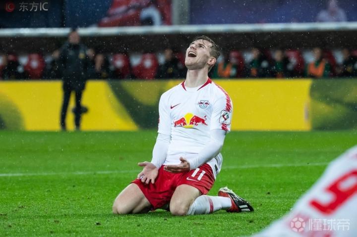 包含汉诺威主场痛失一分，积分榜下滑的词条